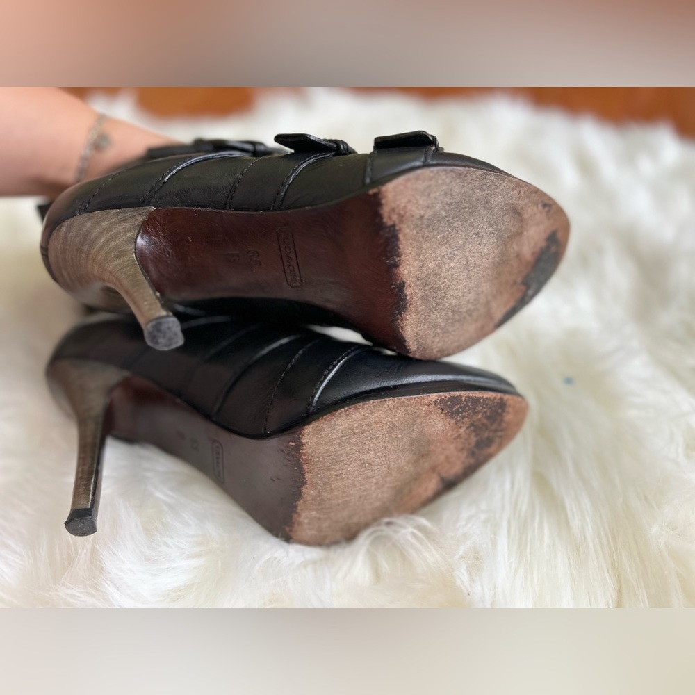 COACH Tessie Ankle Black Bootie Women's 6.5 - Picture 4 of 4